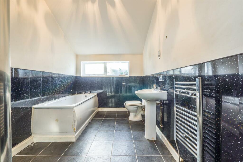 Additional image 13 of Holmes Street, Barry