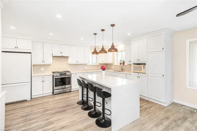 Additional image 9 of 520 Anson Dr