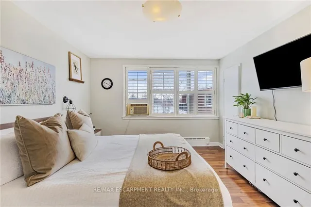 Additional image 21 of 2052 Courtland Dr Unit 401