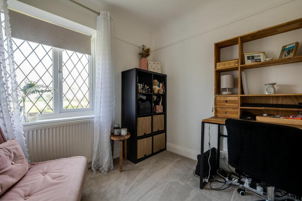 Additional image 18 of Long Lane, Upton, CH2