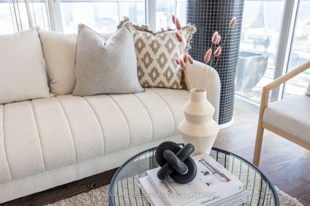 Additional image 10 of 88 Park Lawn Rd Unit 2208