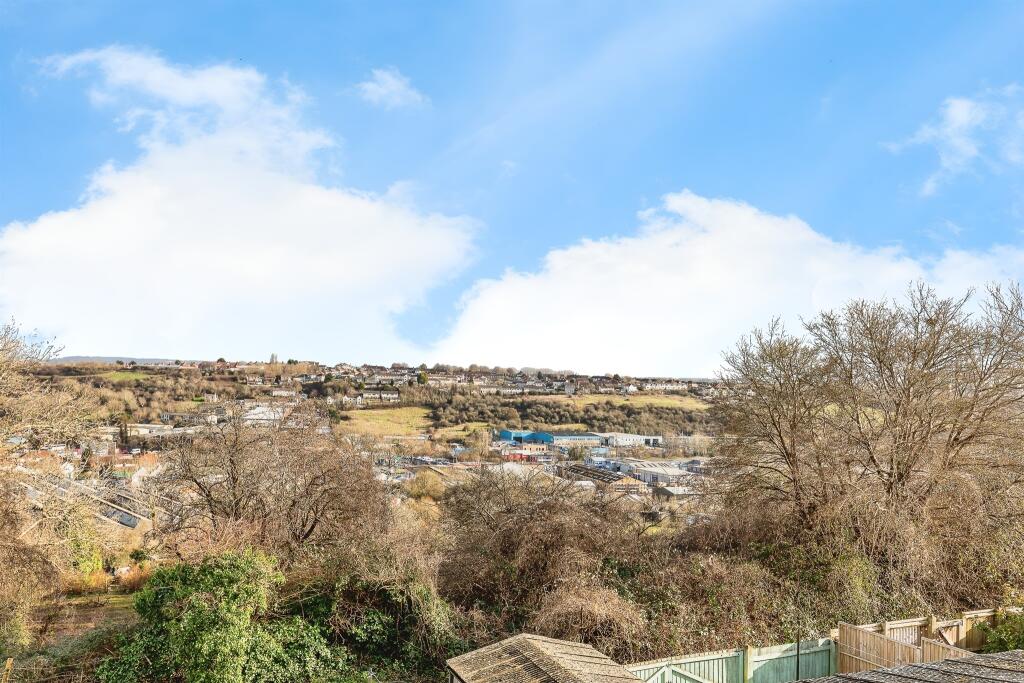 Additional image 5 of Ilchester Crescent, Bristol