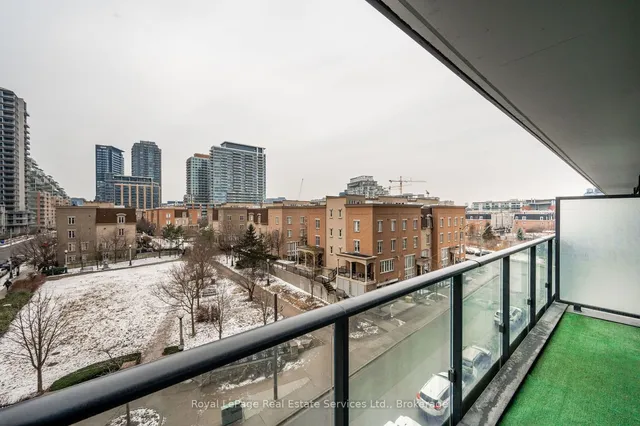 Additional image 20 of 19 Western Battery Rd Unit 310