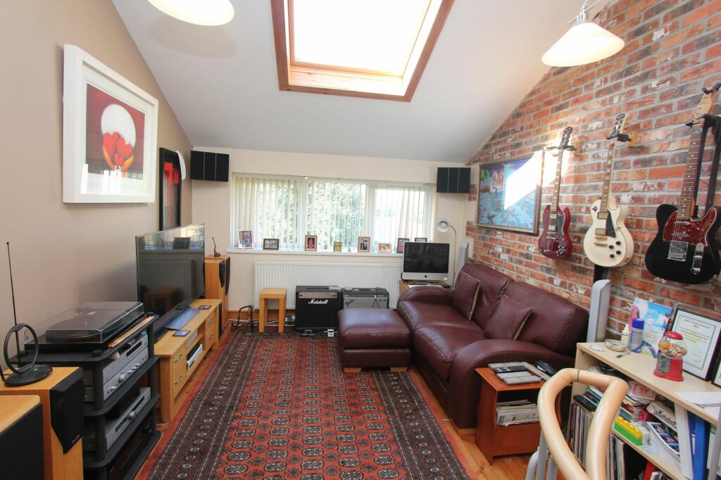 Additional image 35 of Lower Farm Court, Rhoose, CF62