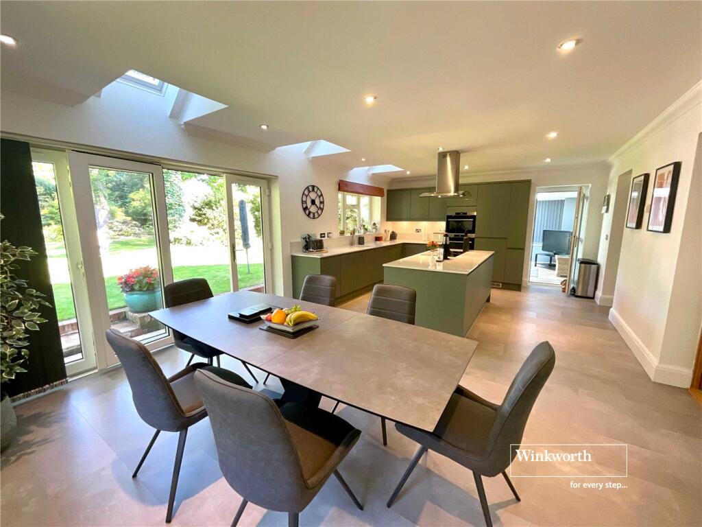 Additional image 8 of Hurstbourne Avenue, Highcliffe, Christchurch, BH23