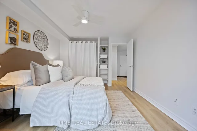 Additional image 31 of 260 Queens Quay Unit 3103