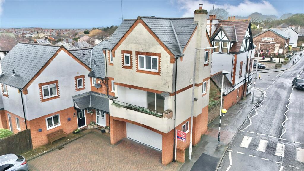 Caldy Road, West Kirby, Wirral, Merseyside, CH48