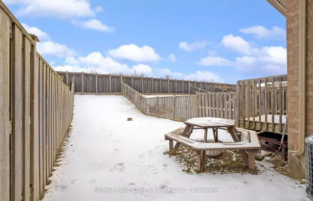 Additional image 21 of 359 Bussel Cres