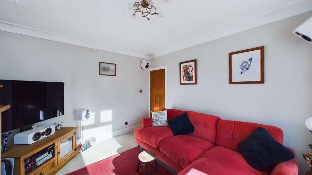 Additional image 12 of Briarwood Drive, Bradford, BD6