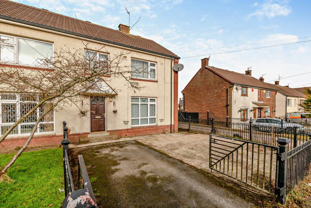 Additional image 30 of Knowles View, Bradford, BD4