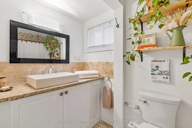 Additional image 13 of 37 East 23rd St