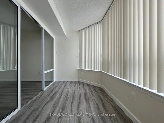 Additional image 21 of 350 Alton Towers Circ Unit 1113