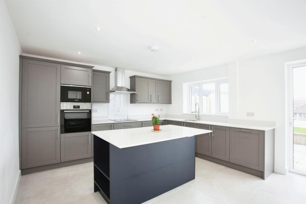 Additional image 3 of Dan-Y-Coed, Caerphilly