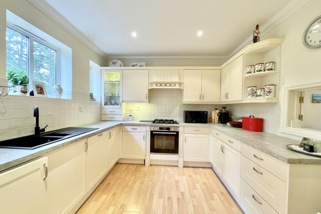 Additional image 13 of Cerne Abbas, The Avenue, Branksome Park, Poole, BH13