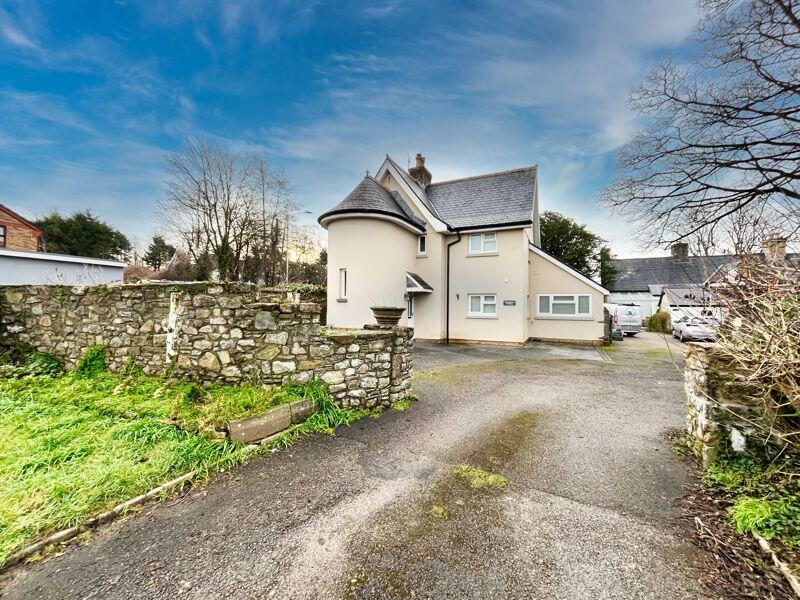 Additional image 28 of The Gate House Porthcawl Road South Cornelly CF33 4RE