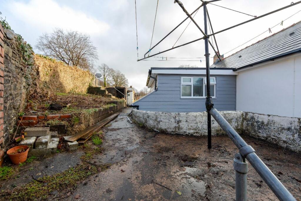 Additional image 48 of Brynyderw, Oakland Street, Bedlinog, Treharris