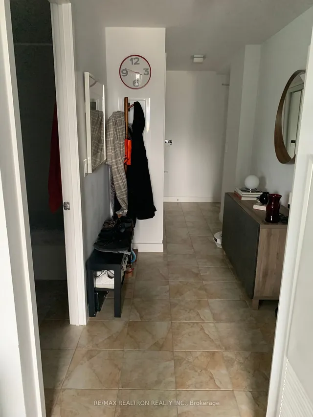 Additional image 11 of 14 York St Unit 1008