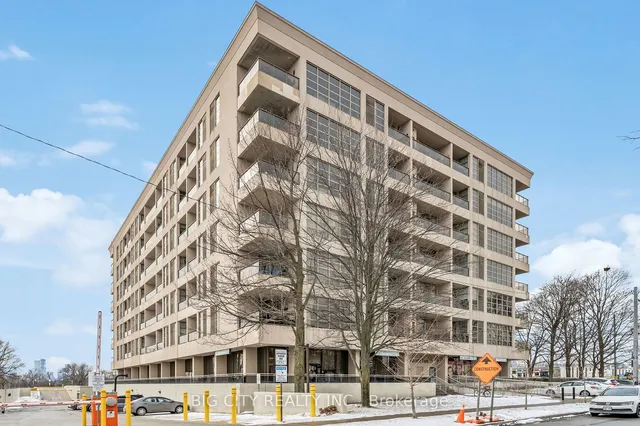 Additional image 21 of 1 Leaside Park Dr Unit 403