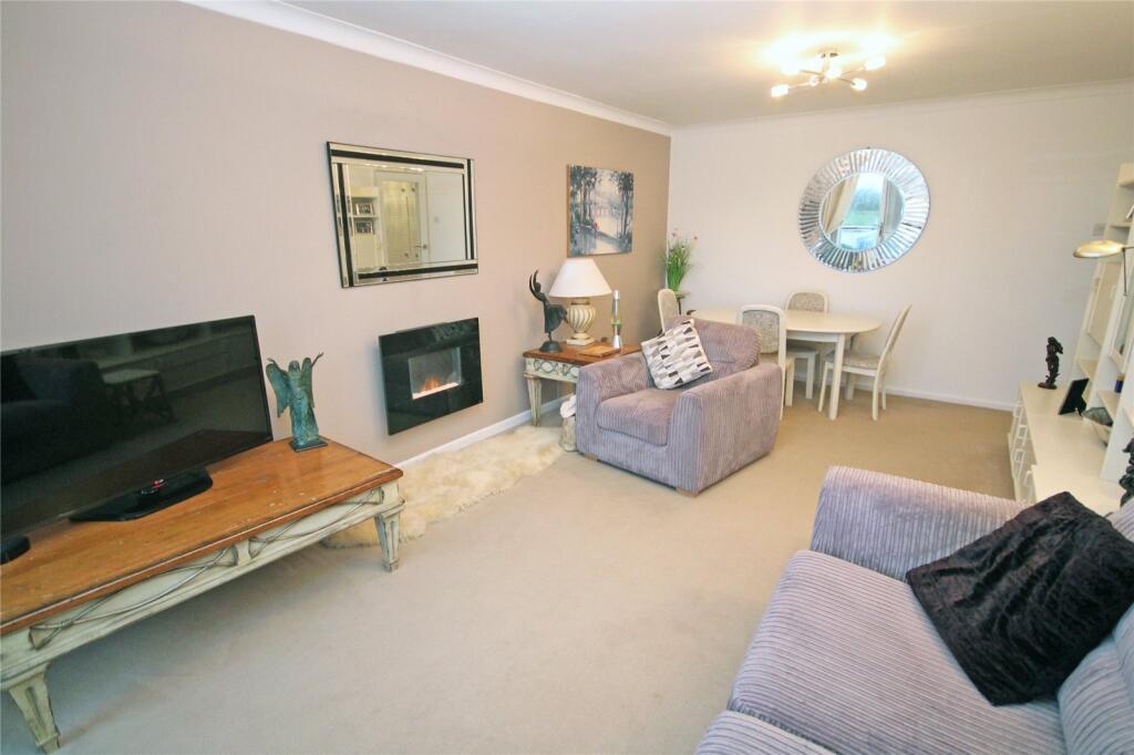Additional image 3 of Marine Drive, Barton on Sea, New Milton, Hampshire, BH25