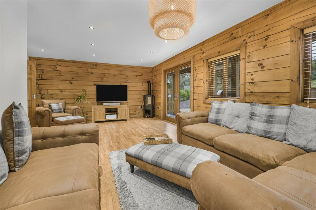 Additional image 4 of Oakmead Road, Meirios Valley