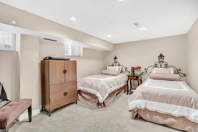 Additional image 28 of 14 Northmount Ave