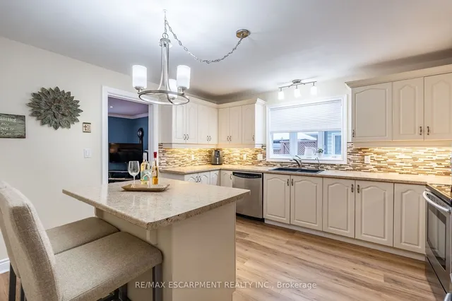 Additional image 21 of 120 Glenariff Dr