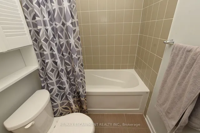 Additional image 29 of 50 Sherway Dr