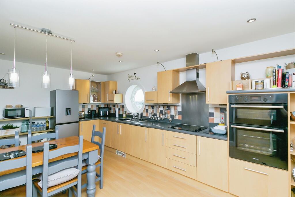 Additional image 5 of Glanfa Dafydd, Barry