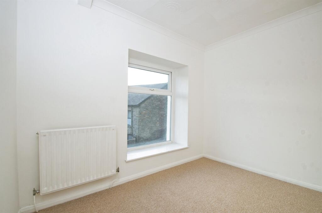 Additional image 2 of Miskin Road, Tonypandy