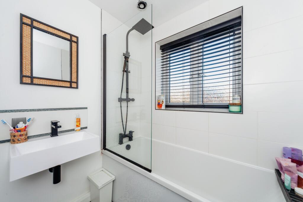 Additional image 16 of Meadowcroft, Higher Kinnerton, Caer, Meadowcroft, CH4