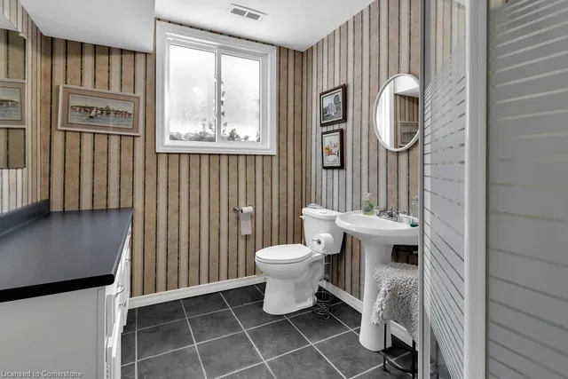 Additional image 32 of 11 Hickson Dr