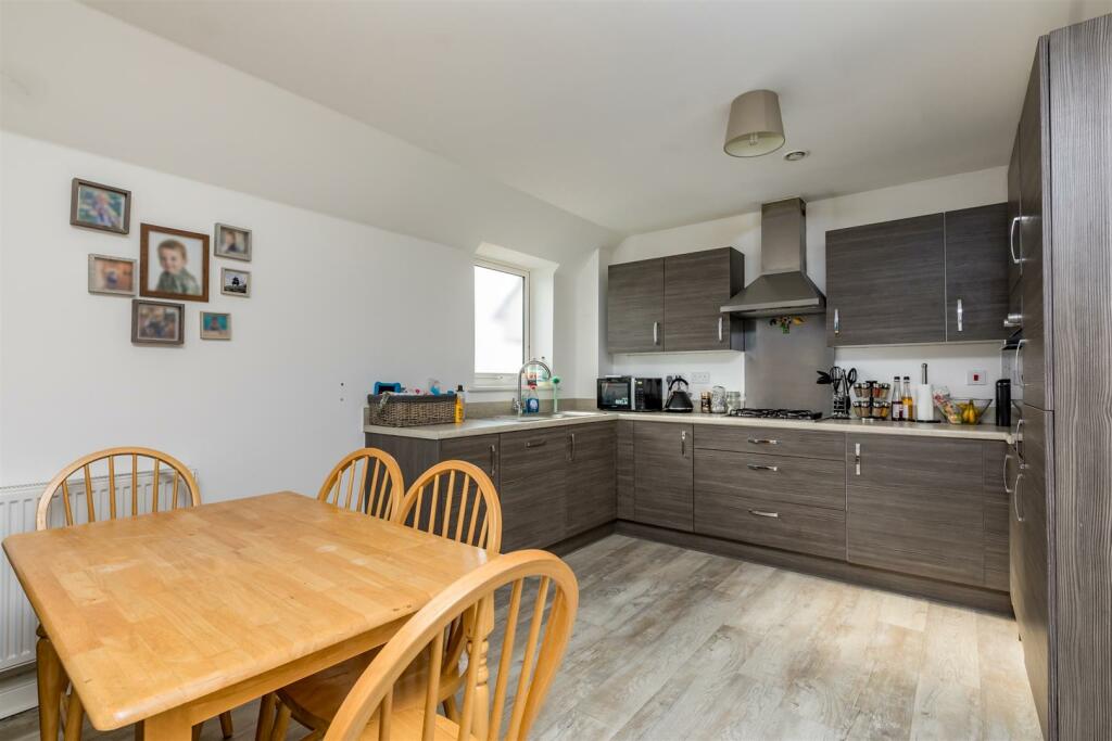 Additional image 6 of Lyndhurst House, Monarch Way, Shoreham-By-Sea