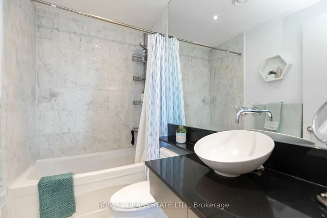 Additional image 27 of 36 Blue Jays Way Unit PH15