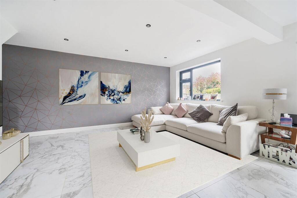 Additional image 12 of Trehern Close, Knowle