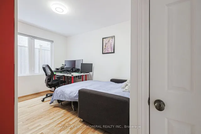 Additional image 25 of 221 Churchill Ave