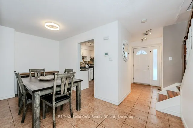 Additional image 11 of 32 Mowat Blvd Unit 58