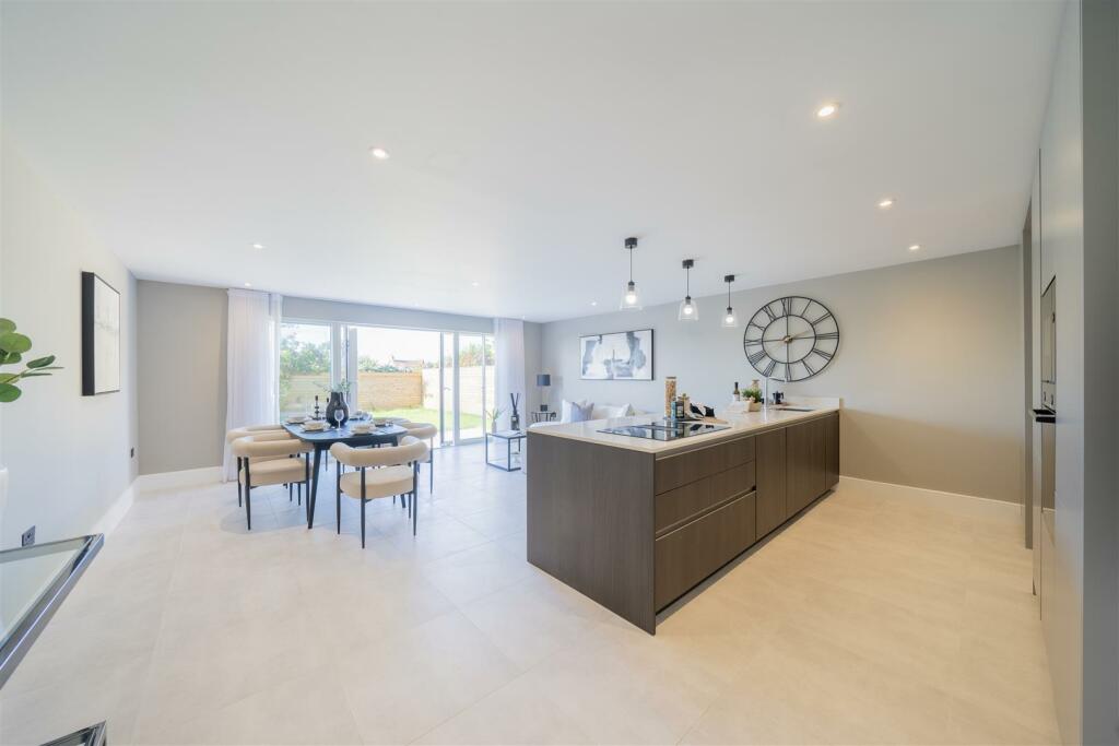 Additional image 4 of Telegraph Road, Heswall, Wirral