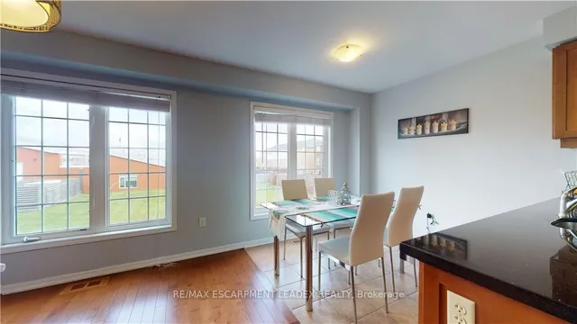 Additional image 11 of 23 EMICK Dr