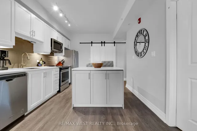 Additional image 8 of 4040 UPPER MIDDLE Rd Unit 214