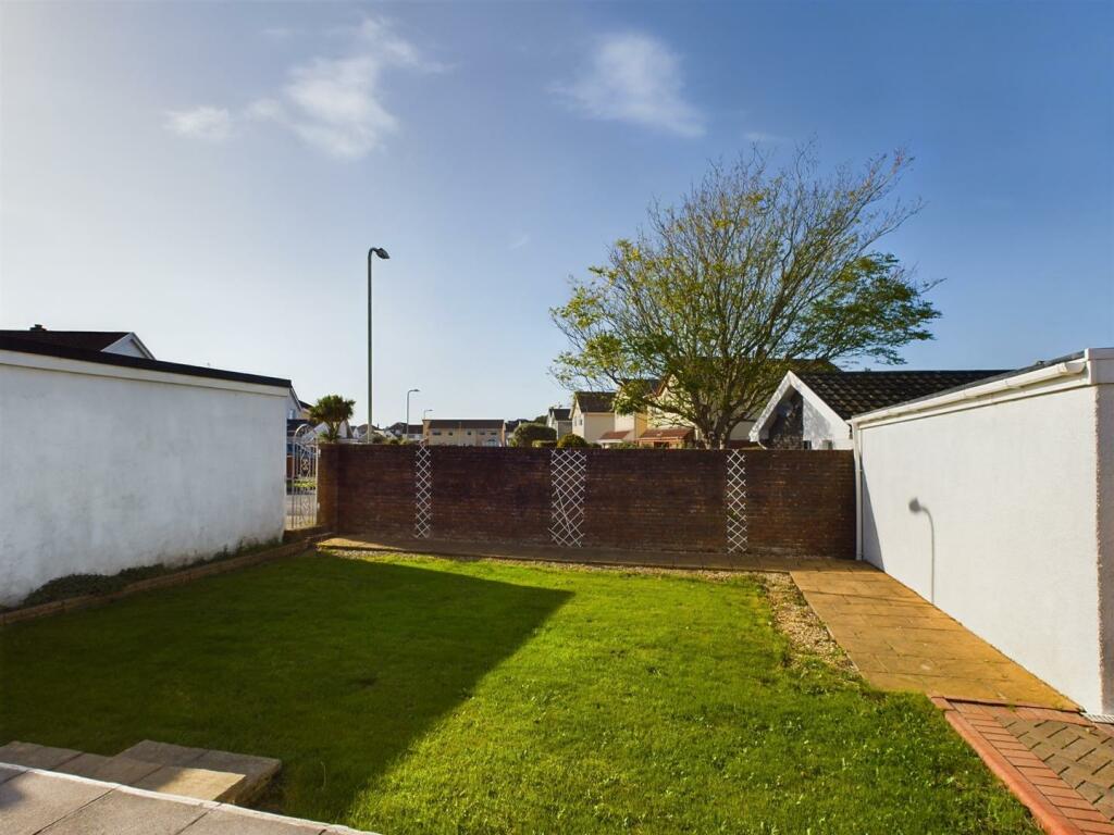 Additional image 18 of De Breos Drive, Porthcawl