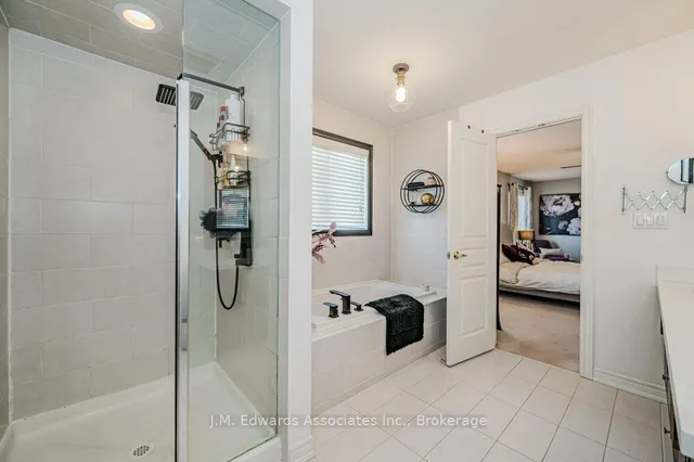 Additional image 33 of 139 Humphrey St