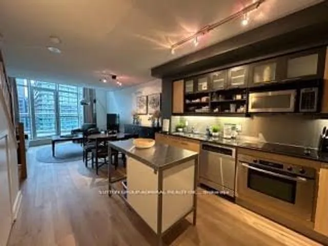 Additional image 19 of 36 Blue Jays Way Unit 723