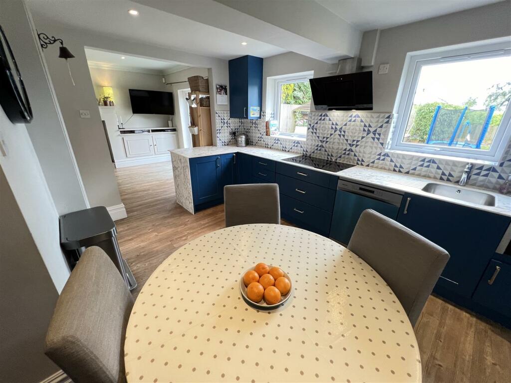 Additional image 8 of Mostyn Avenue, Heswall, Wirral