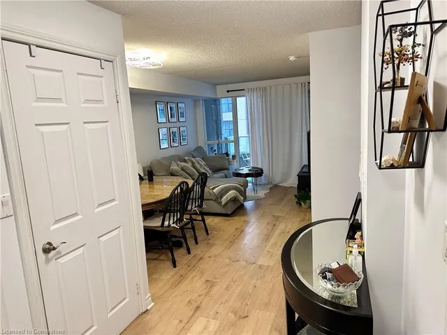 Additional image 7 of 270 Wellington St Unit 409