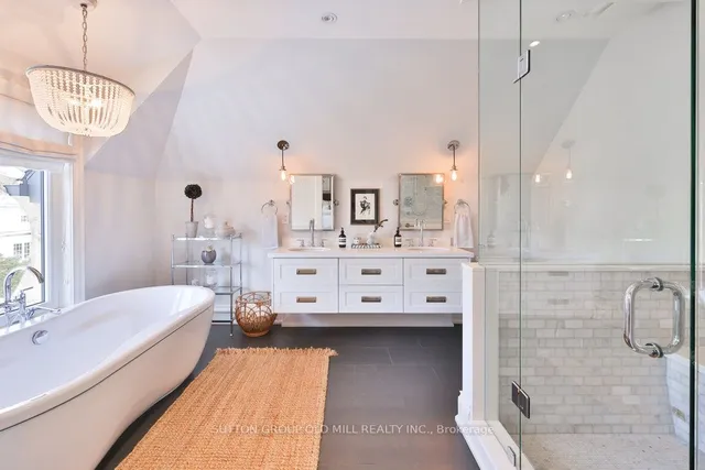 Additional image 19 of 46 Sunnylea Ave