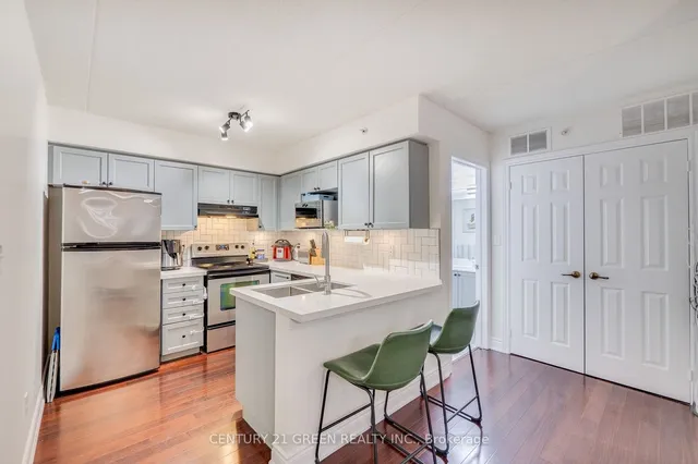 Additional image 20 of 1479 Maple Ave Unit 206