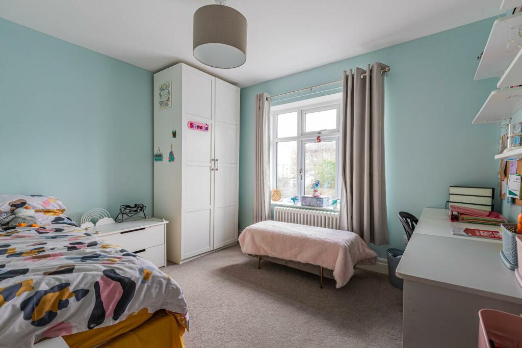 Additional image 17 of Baron Close, Penarth