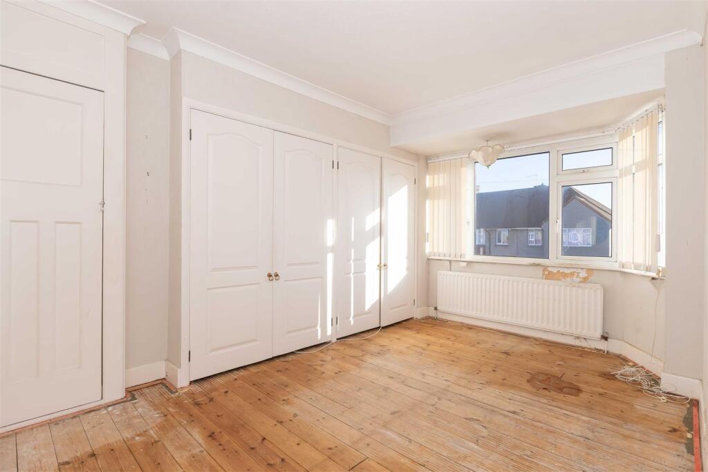 Additional image 7 of King Edward Avenue, Worthing, BN14 8DG