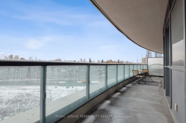 Additional image 22 of 35 Brian Peck Cres Unit 321