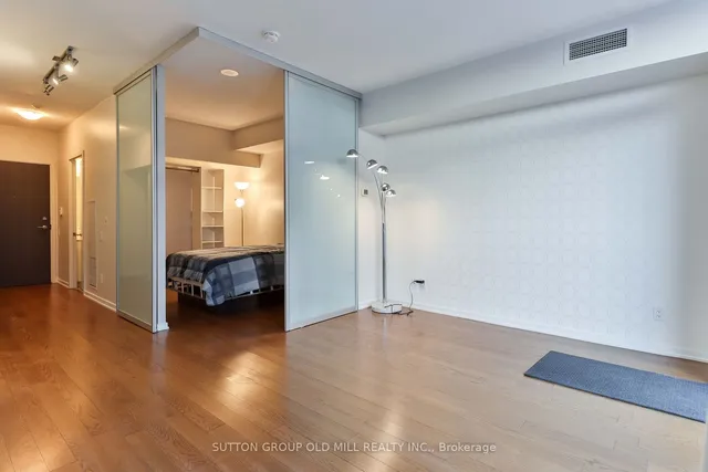 Additional image 13 of 103 The Queensway Unit 1310